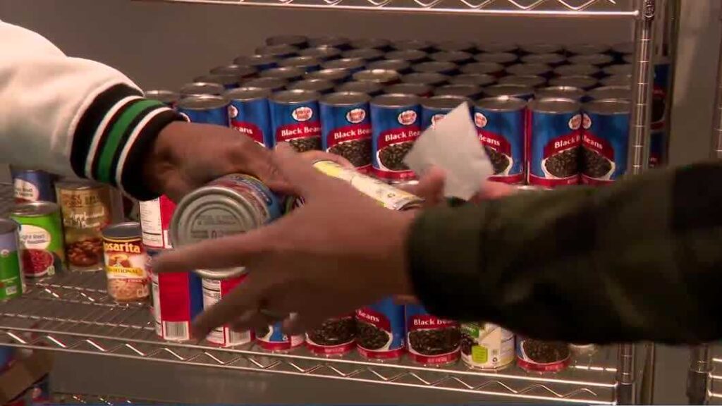 Milwaukee leaders say thousands raised for citywide food drive