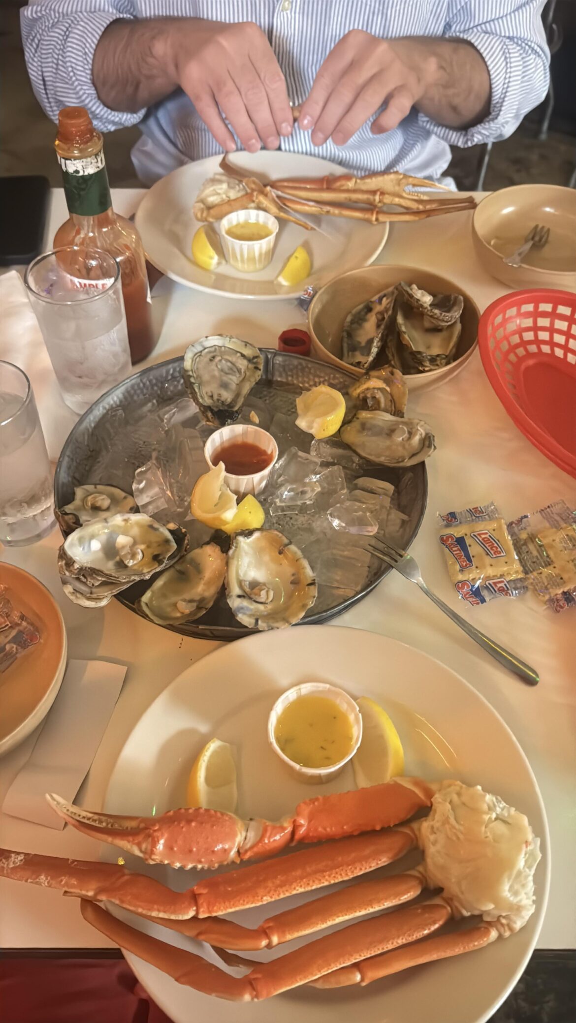 Love Half Shell happy hour🦪