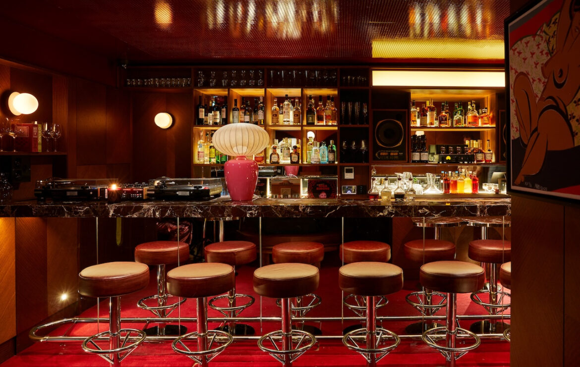 French-Lebanese restaurant Toum opens Encore listening bar for cocktails and curated music – The Upcoming