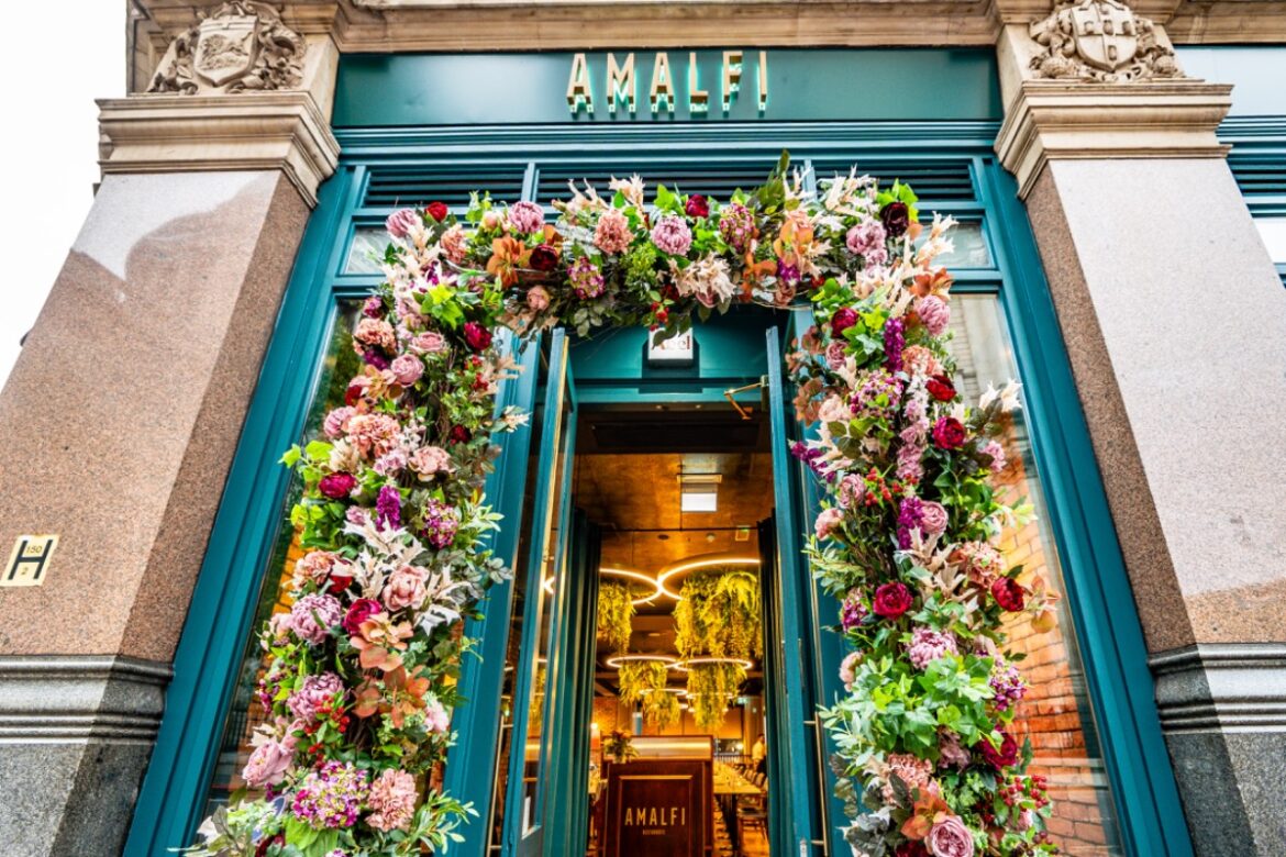 AMALFI RISTORANTE BRINGS THE GLAMOUR OF THE ITALIAN RIVIERA TO ST PAUL’S AMALFI RISTORANTE BRINGS THE GLAMOUR OF THE ITALIAN RIVIERA TO ST PAUL’S