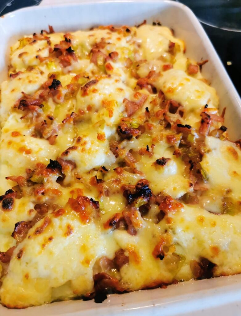 Extremely Cheesy Bacon, Leek & Onion Potato Bake