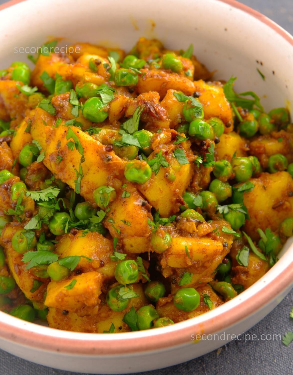 Simple Potato and Peas Stir Fry