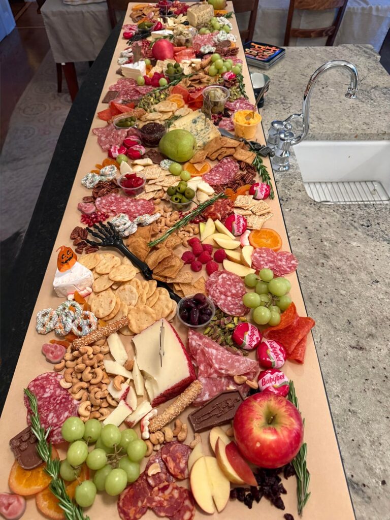 My Halloween party Charcuterie spread π My Halloween party Charcuterie spread π
