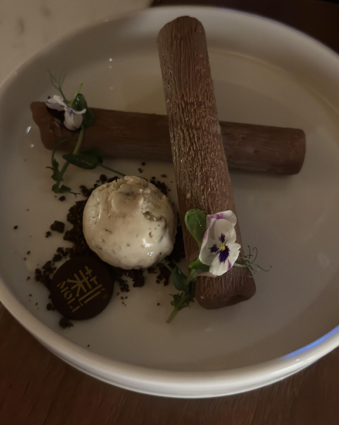 Banana filled chocolate sticks and ice cream 😋 dessert