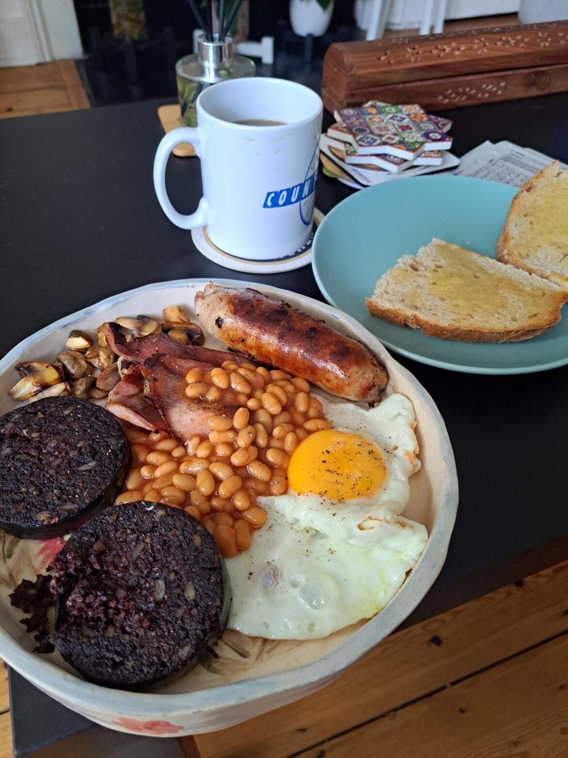 Sunday post-Coldplay fry up