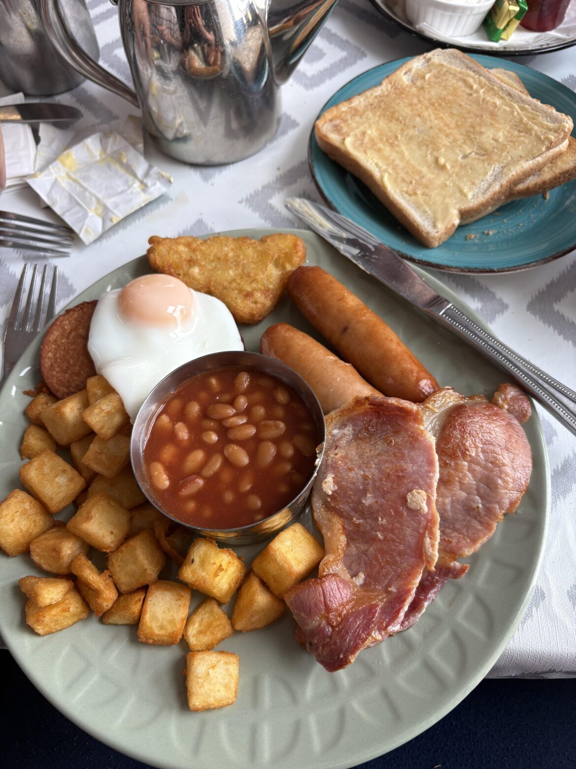 €13 at the Diamond Cafe, Carndonagh