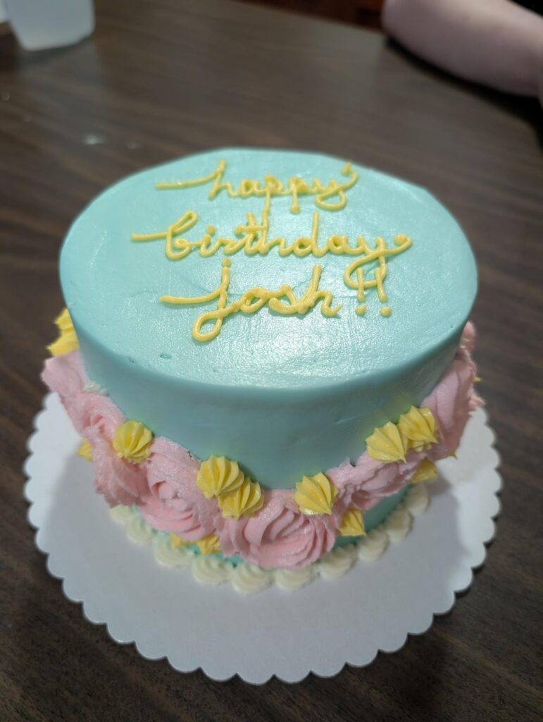 Birthday cake for my 13yo nephew. He helped pick the color palette but gave me creative liberty on the design, and he just loved the results 🥰