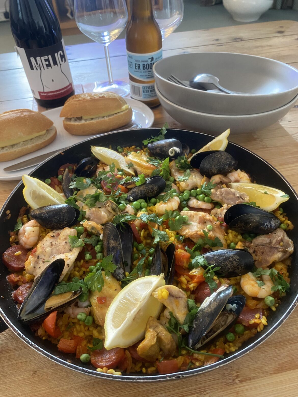 Frying pan paella
