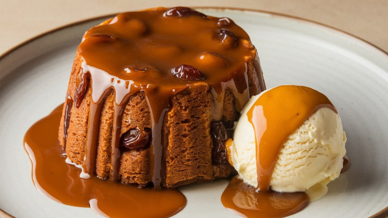 Sticky toffee pudding with ice cream