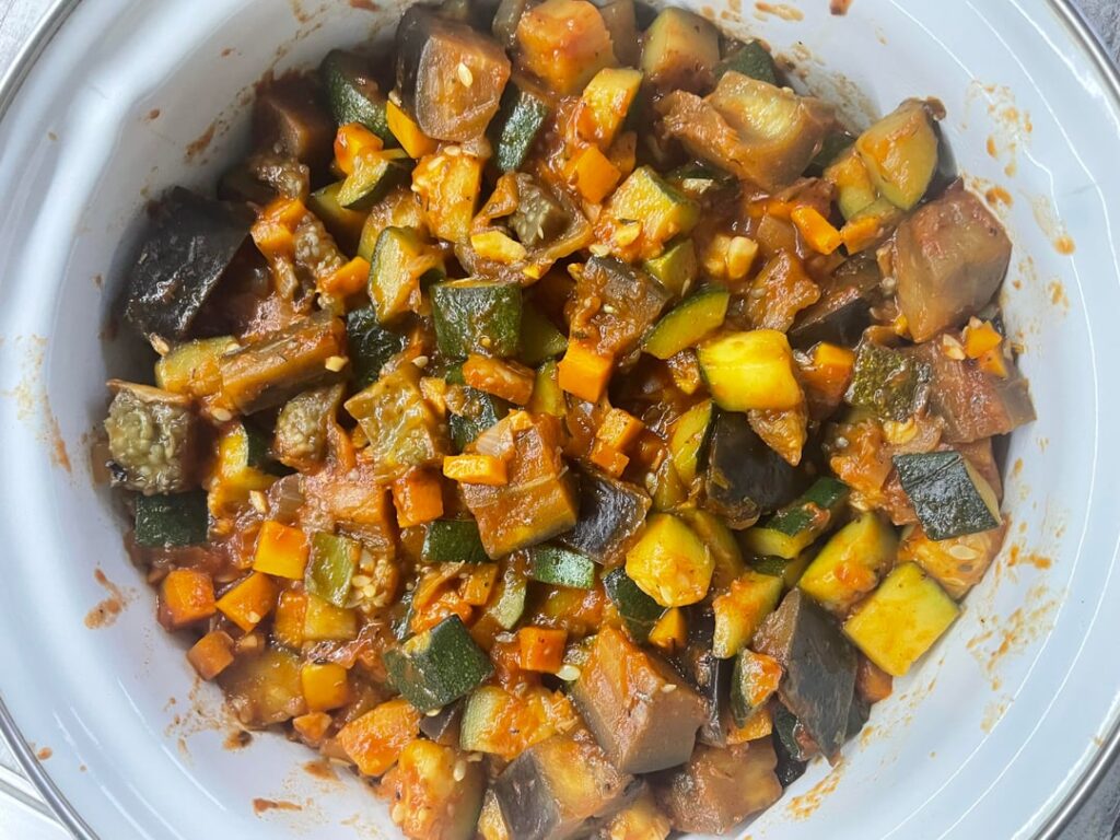 Almost 1kg/2lbs pot of veg stew for 484 calories