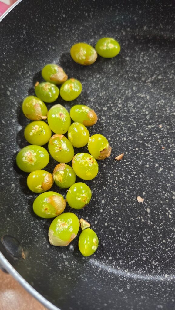 I dried the ginkgo harvested myself and made grilled ginkgo.