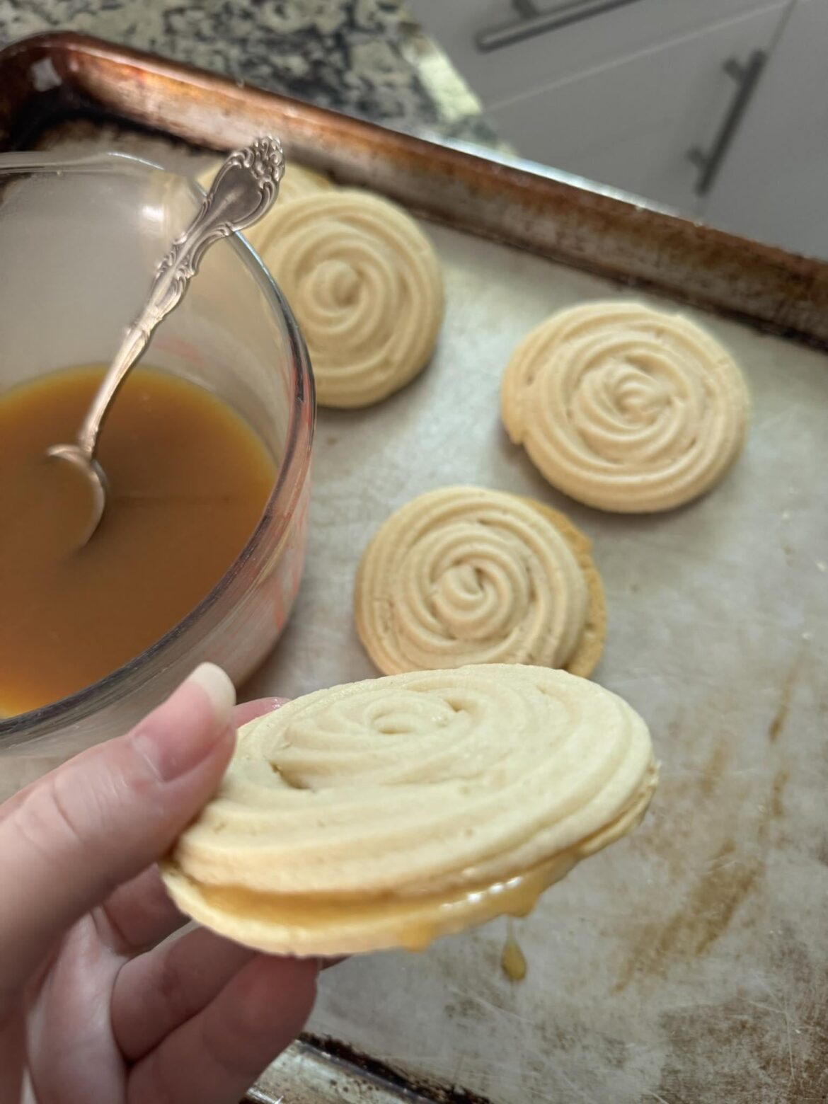 Sour cream cookies🍪😋 sandwiched with caramel, soft and buttery, melt in your mouth, creating a sweet, indulgent treat every bite. RECIPE BELOW