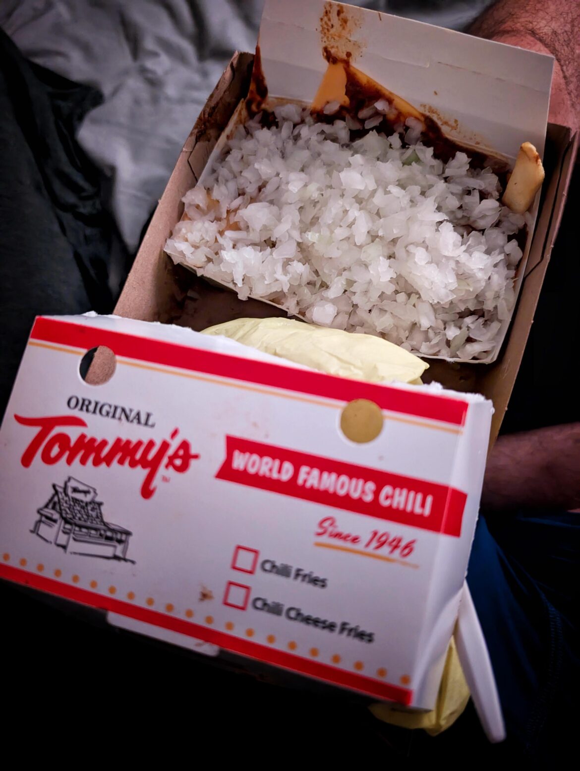 How I order chili cheese fries at Tommy's