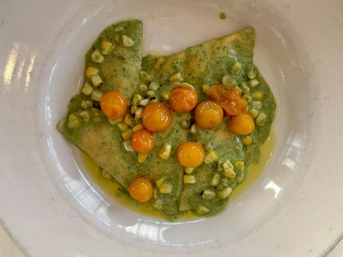 Chris Bianco’s Italian restaurant Tratto opens in former Phoenix spot Chris Bianco's Italian restaurant Tratto opens in former Phoenix spot