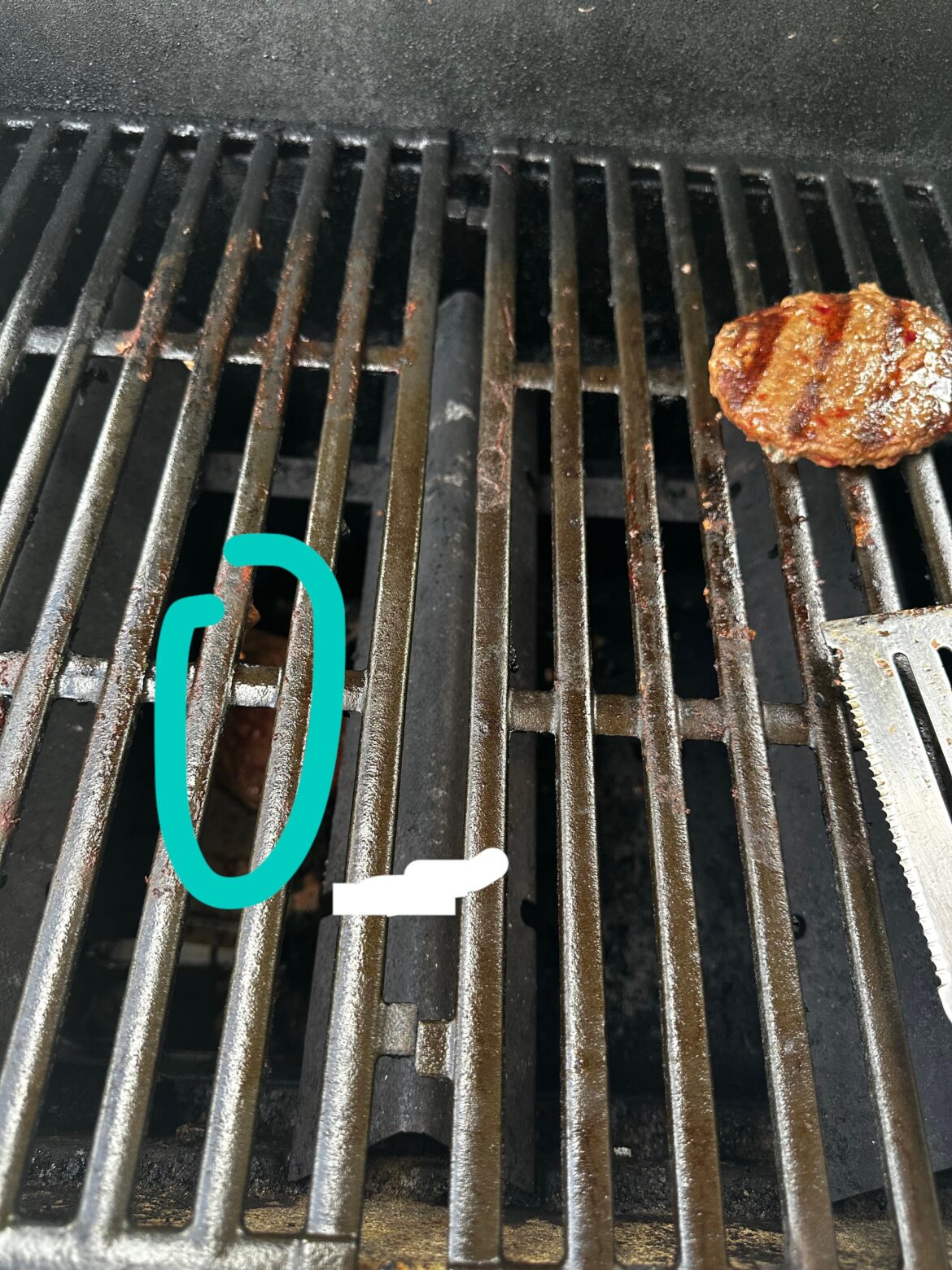 Angry grill grate design