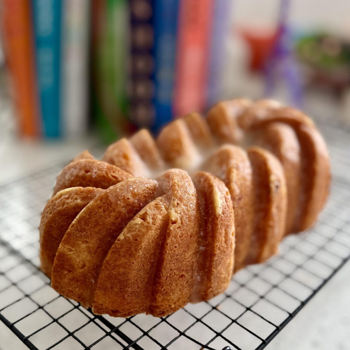 Lemon drizzle in my new favourite pan