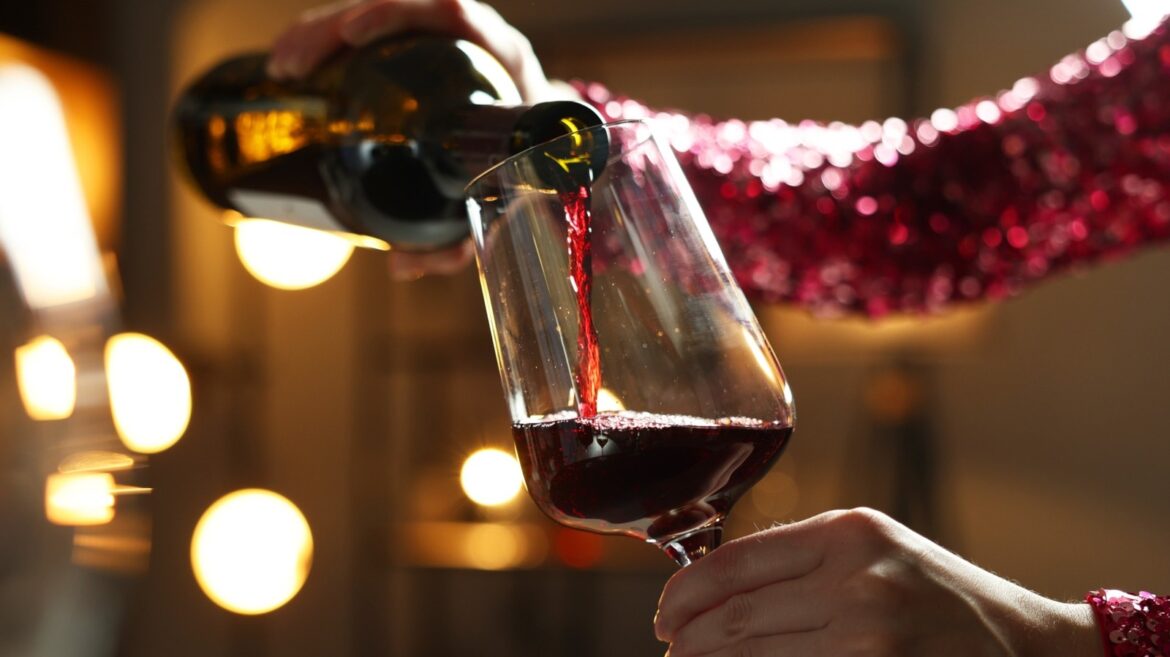 The Celebrated Red Grape That Makes Sicilian Wine So Flavorful The Celebrated Red Grape That Makes Sicilian Wine So Flavorful