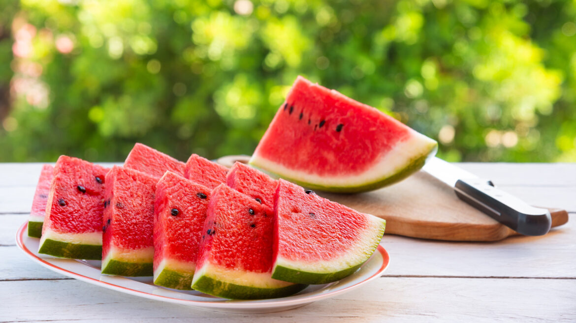 The Right Way To Cut A Watermelon, According To An Italian Nonna