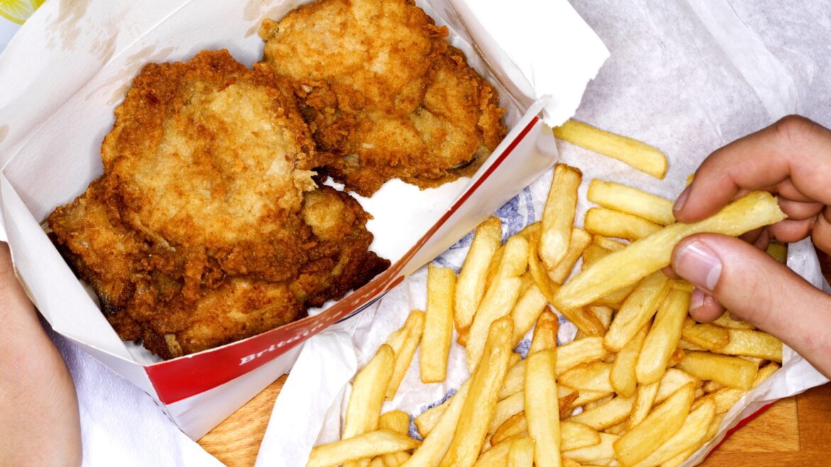 Reddit’s Favorite Fast Food Chicken Doesn’t Make Headlines Often Reddit's Favorite Fast Food Chicken Doesn't Make Headlines Often