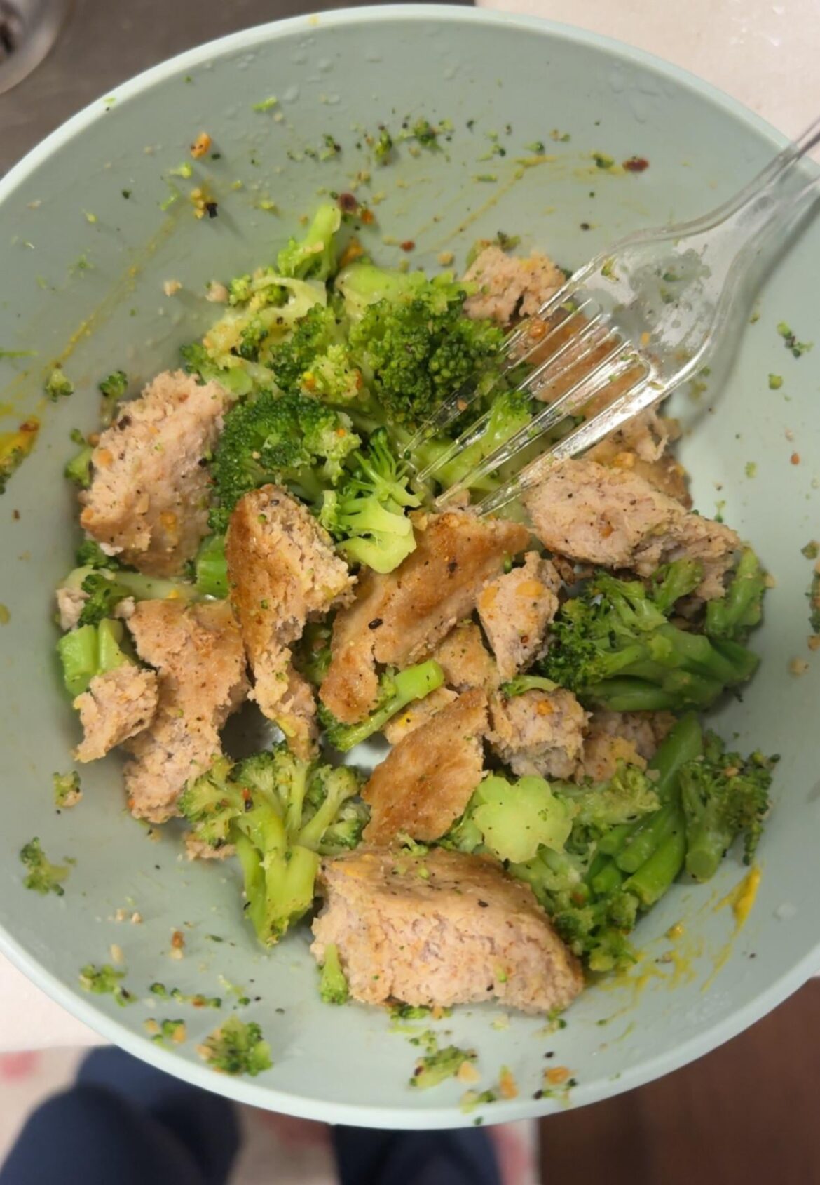 switching from protien bars to this 230 cals 28g protien