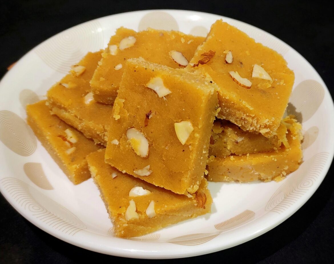 Besan ki barfi