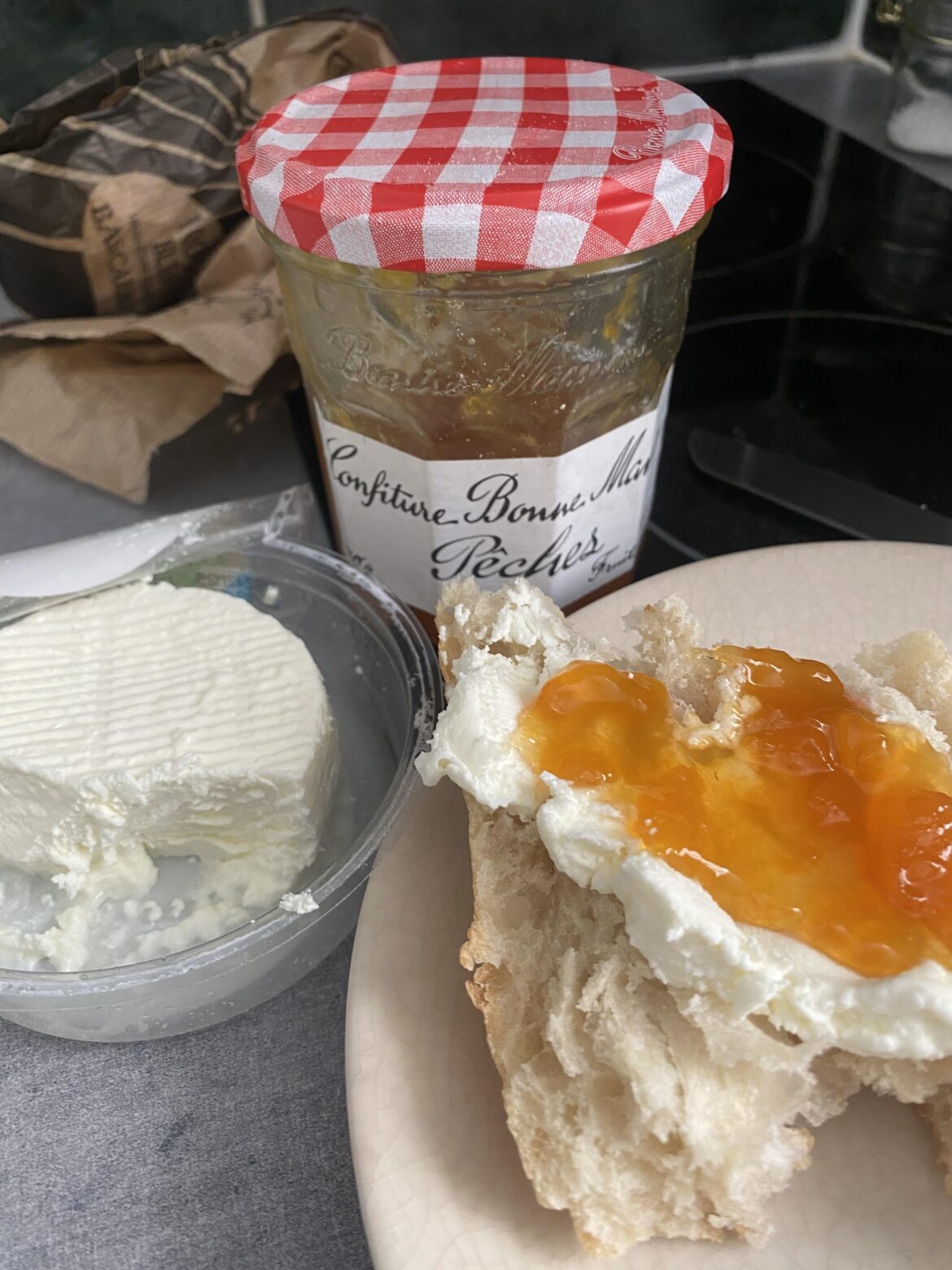 🍑 Peaches and cheese