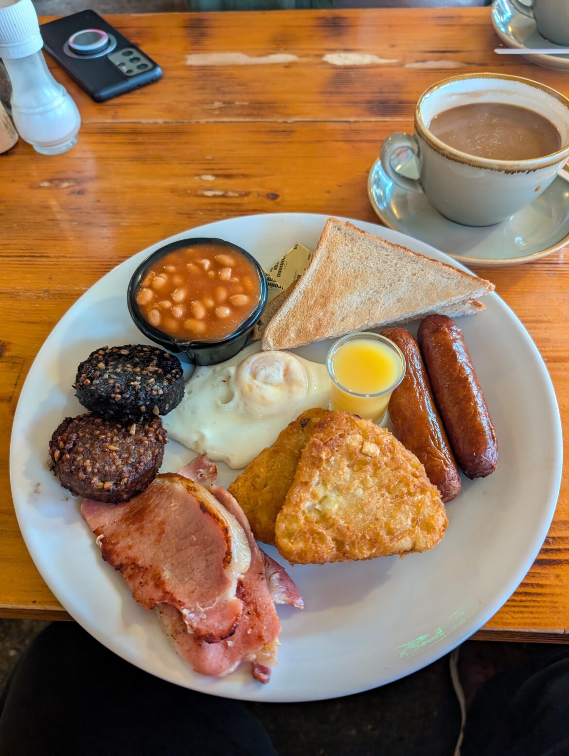 Nancy's Barn, Ballyliffin, IE. €14 for a full breakfast