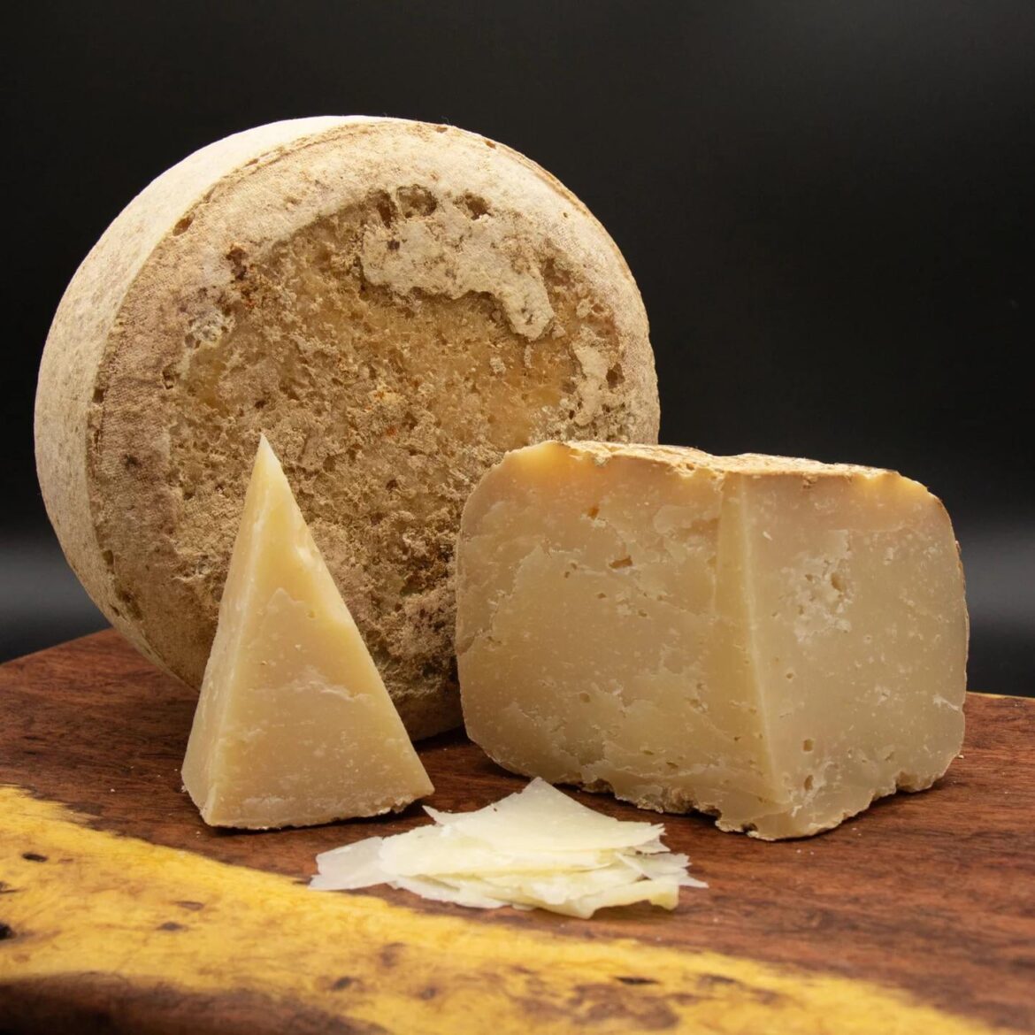 Day 1834 of posting images of cheese until I run out of cheese types: Fat Tailed Tomme