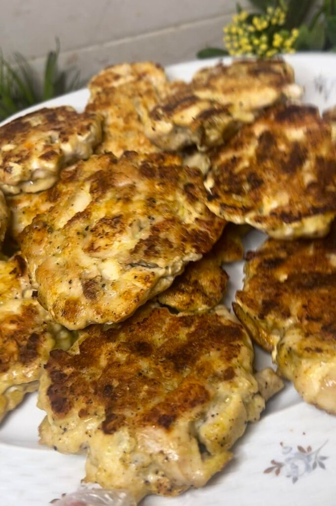 Without mincing chicken, grill it in a new, easy, and quick way, and the taste is amazing