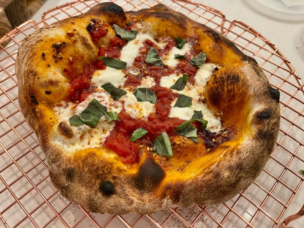 Had a little pizza night 🍷🍕