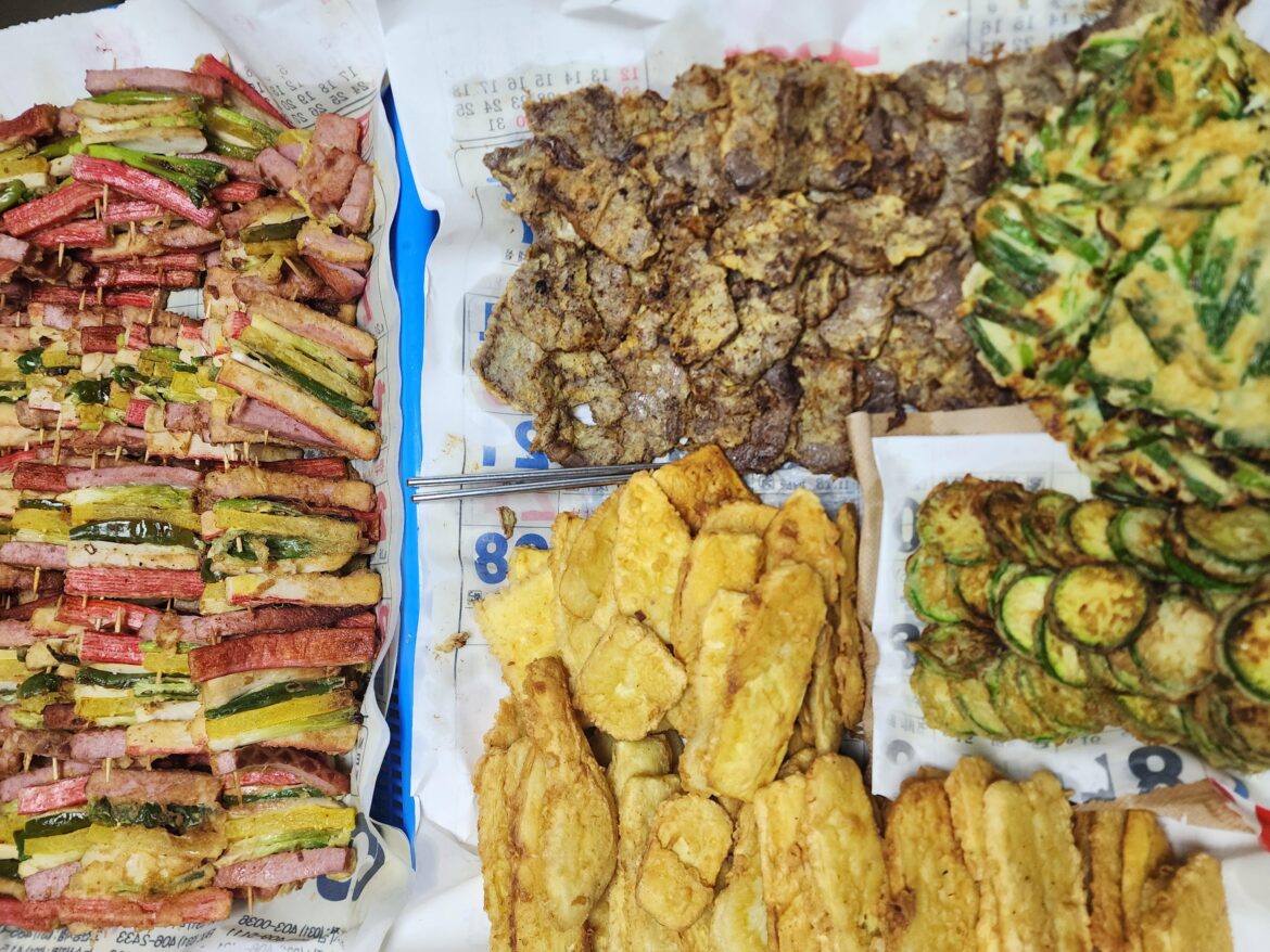 Making pancakes that are always done on Chuseok.