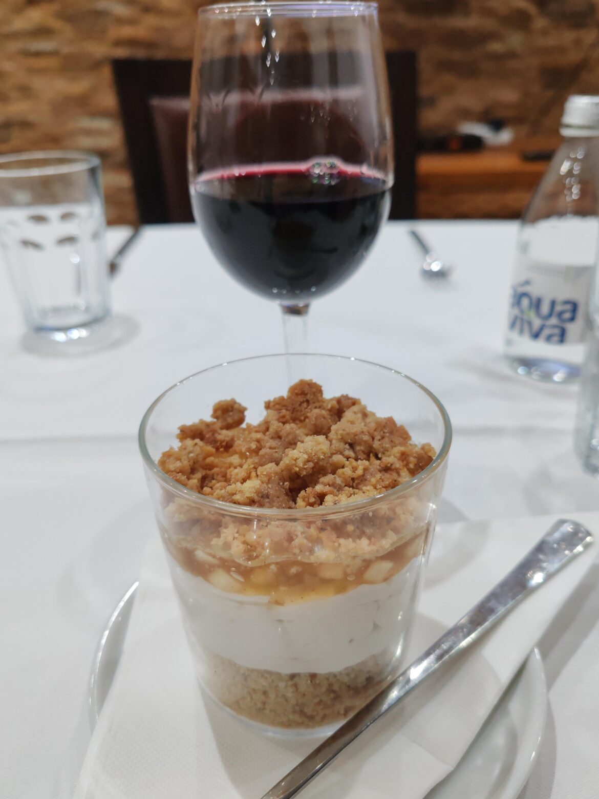 Apple crumble cheesecake