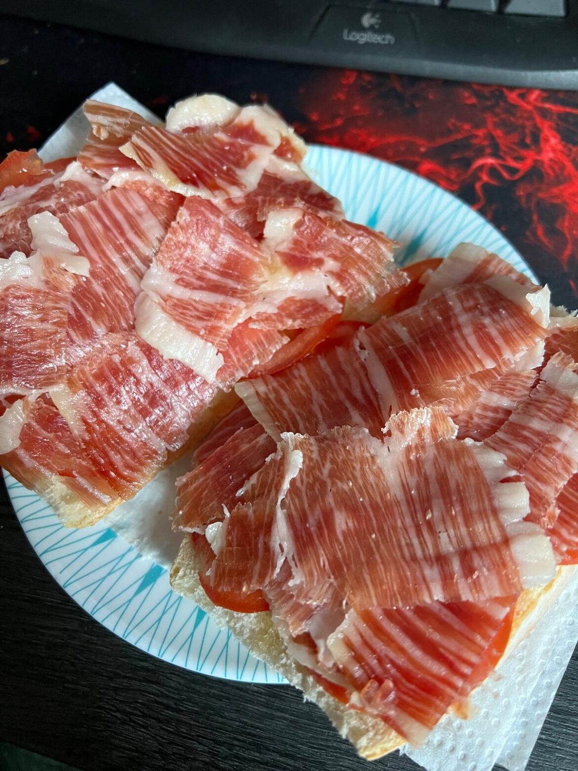 I love BBQ, but a good jamón always wins.