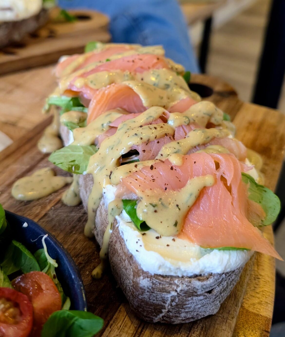 Salmon sandwich