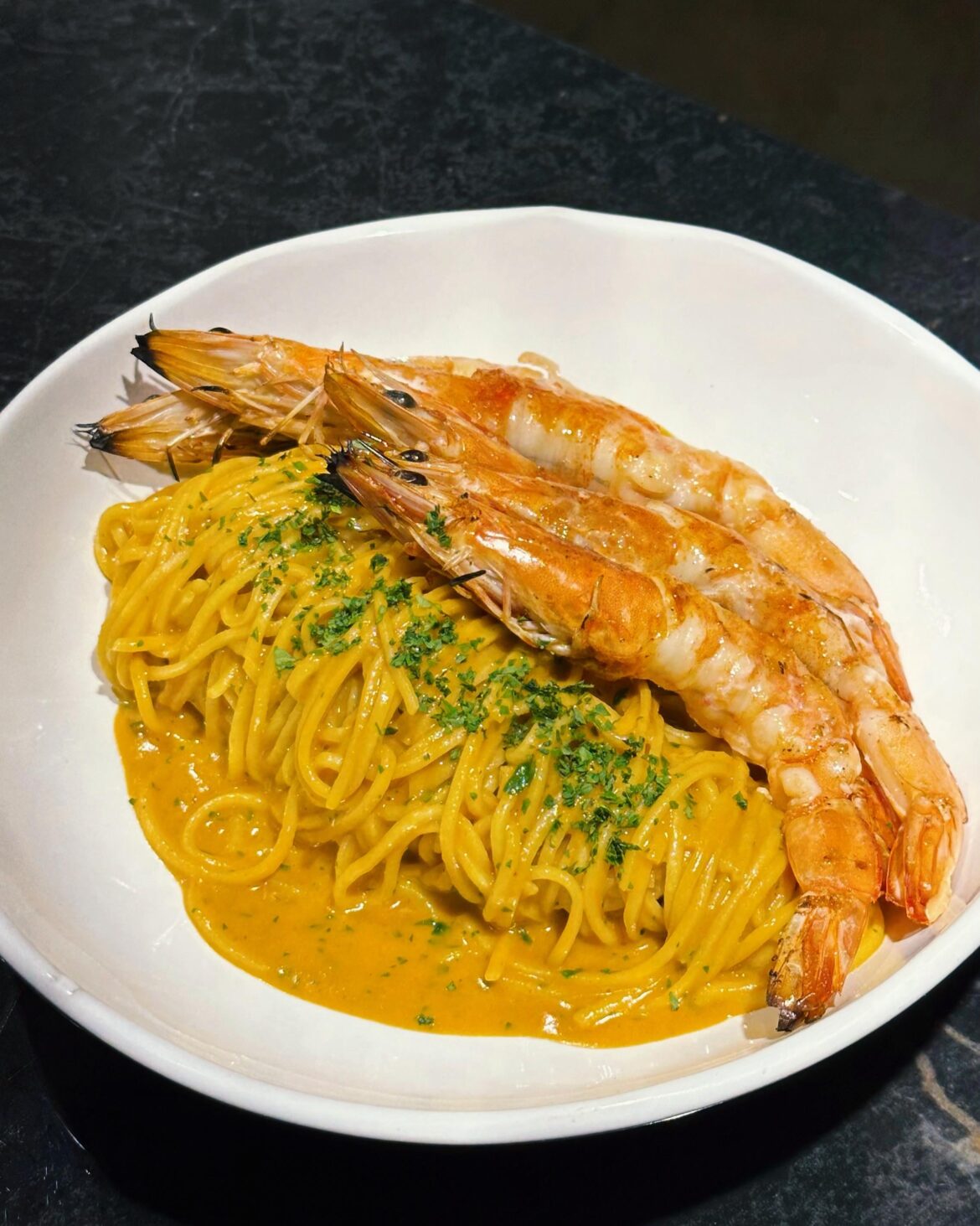 Linguine, lobster sauce, charcoal grilled prawns