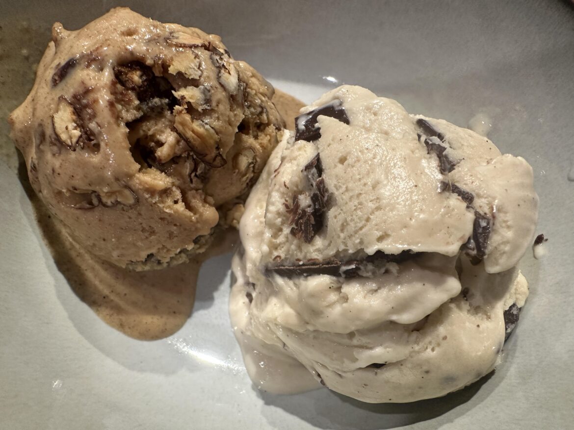Pumpkin spice-candied pecan and Espresso-chocolate chunk