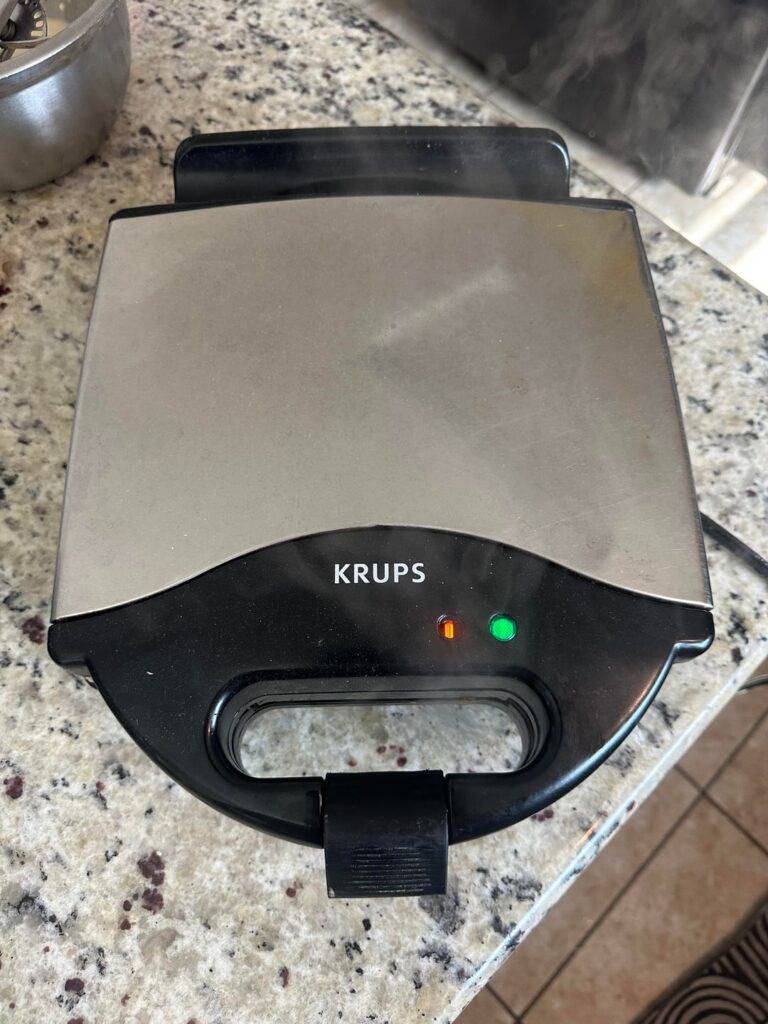 Woke up craving a waffle - pulled out the 20 yr old waffle maker :  best waffles ever!!