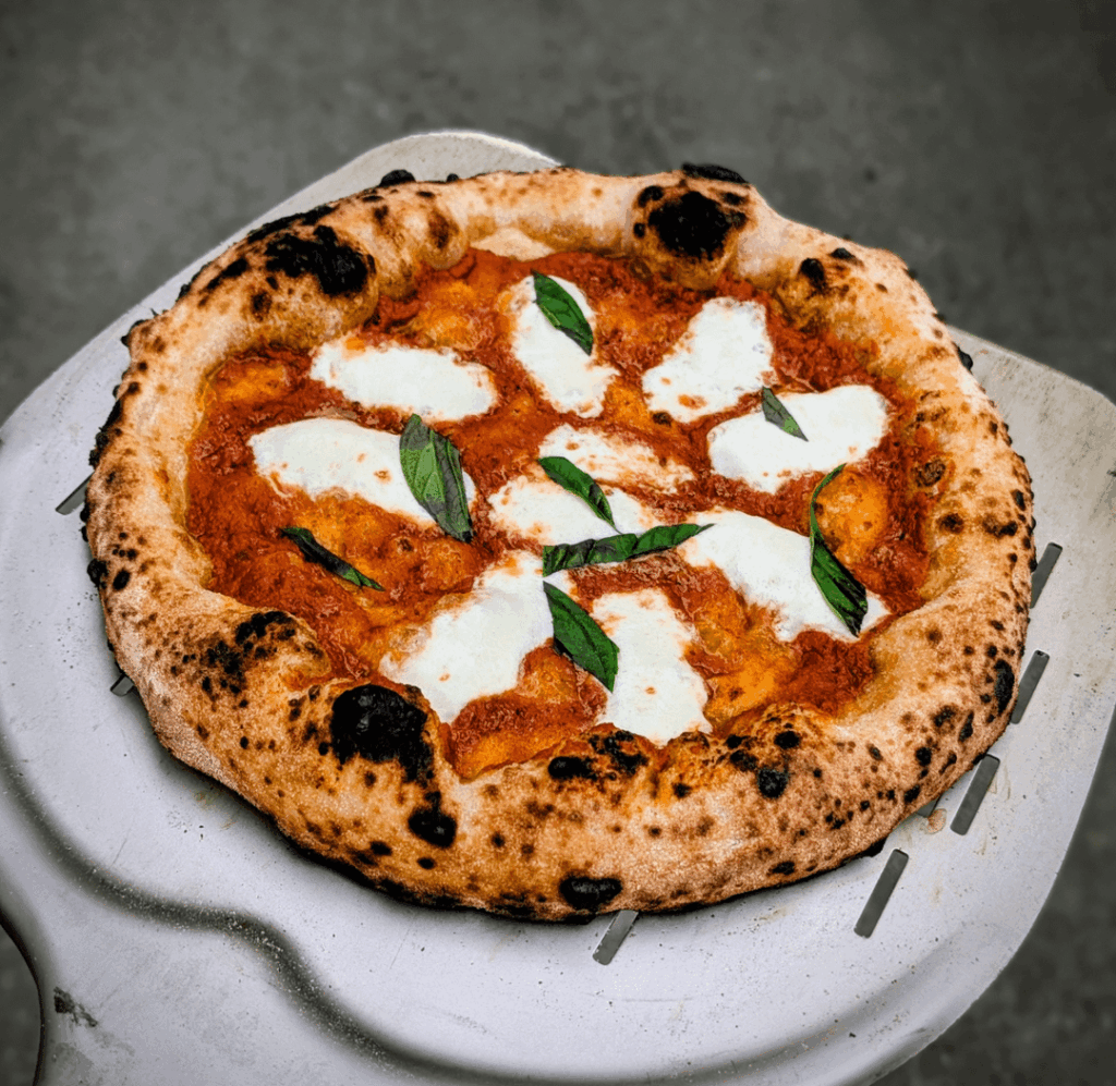 It has it all! 🍕 It has it all! 🍕