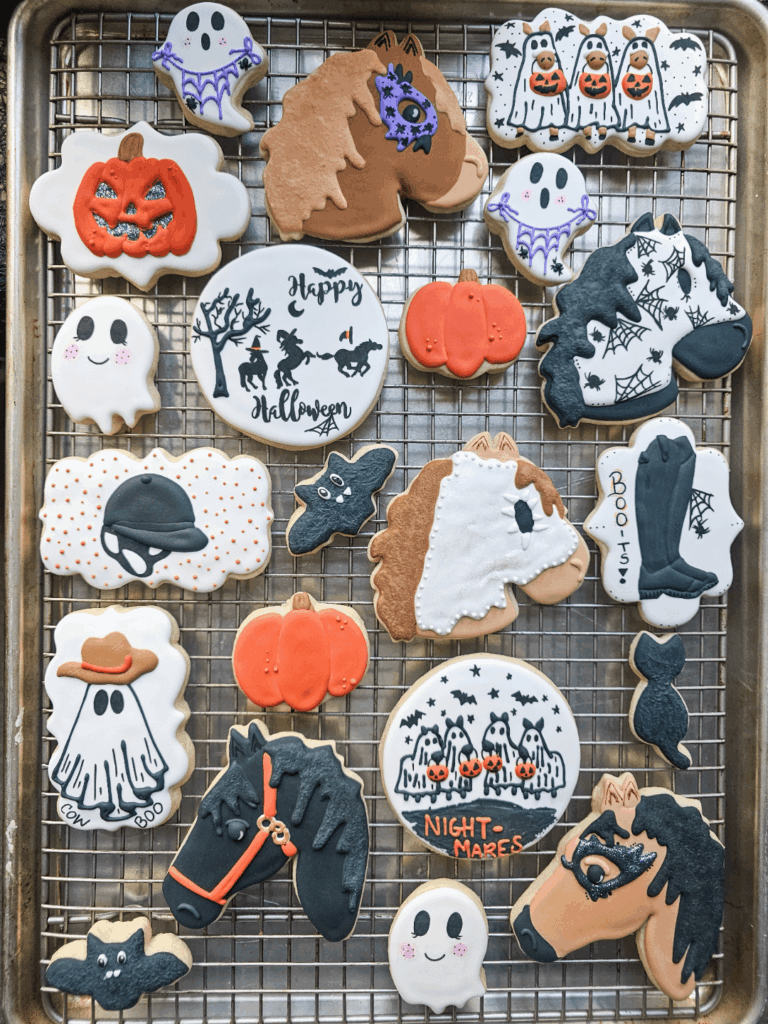 Halloween treats for my daughter's horse lesson barn 🎃🐴