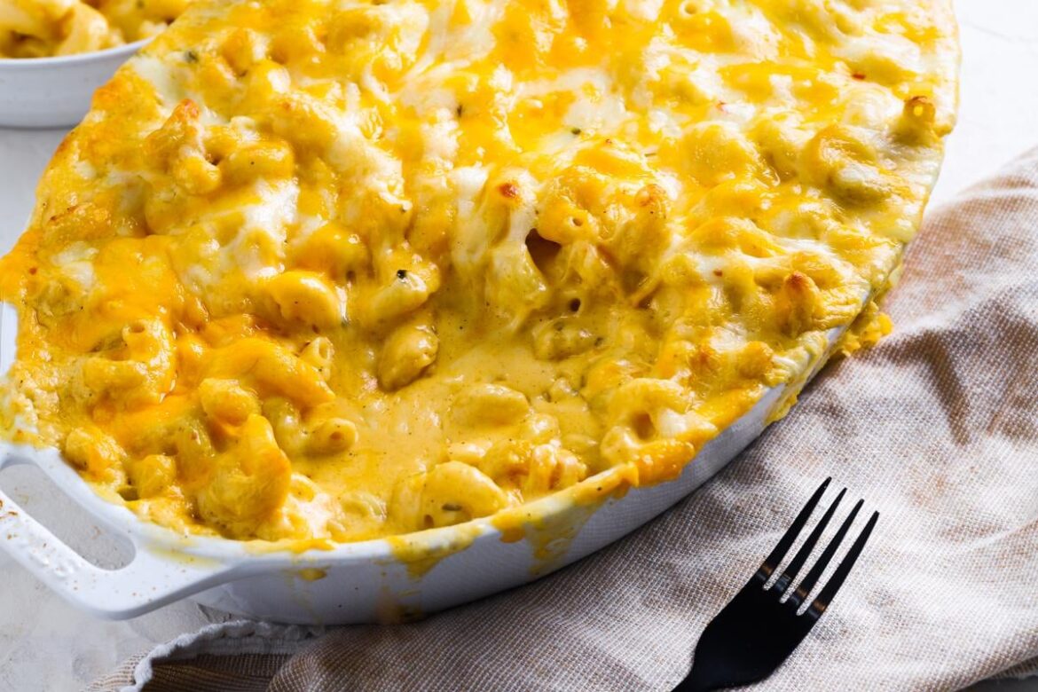 Cavatappi Mac and Cheese