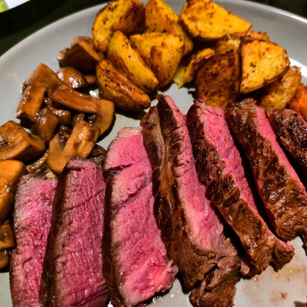 Brother got out of the army so I made him a steak.