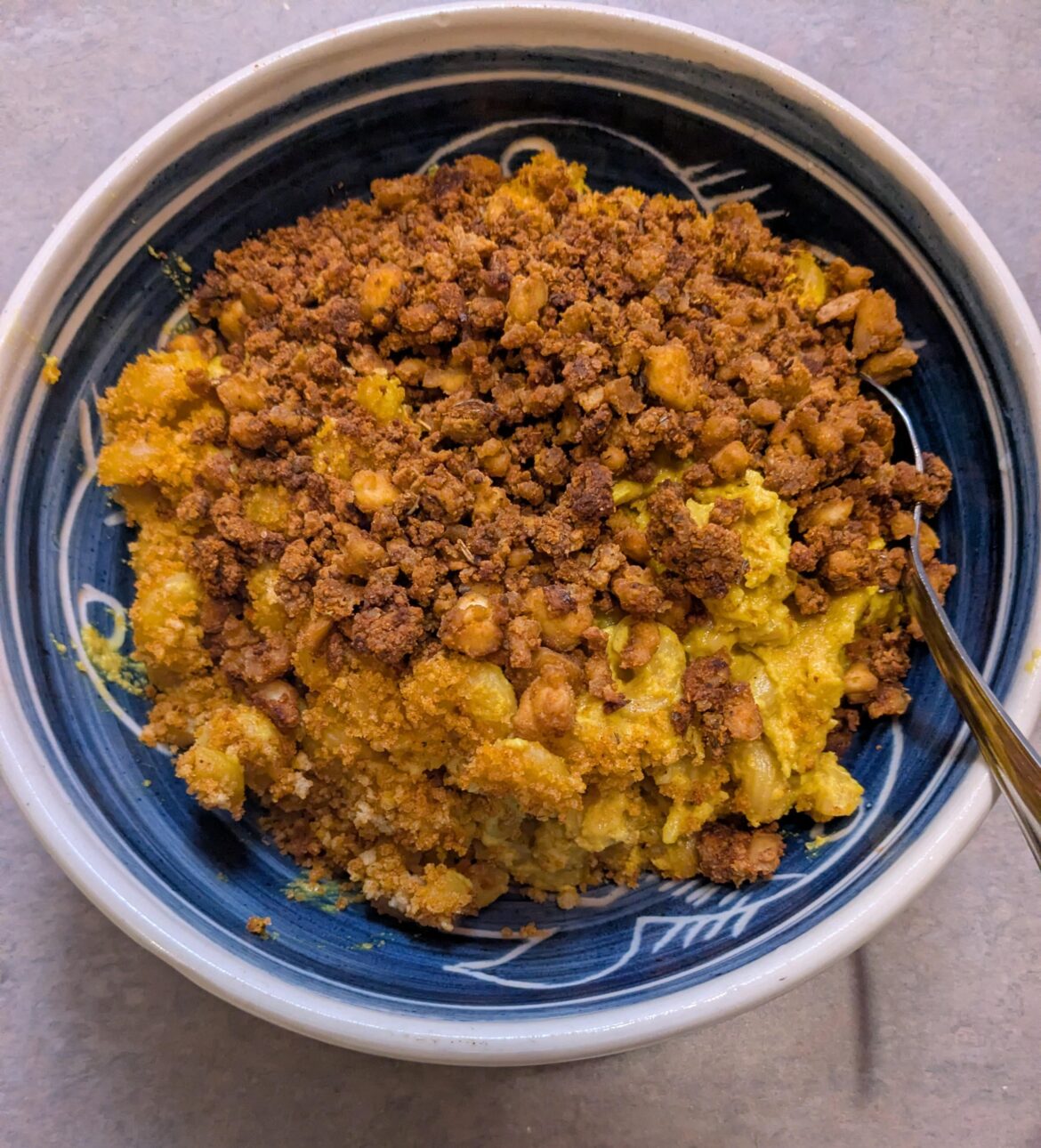 Nora Cooks Mac and Cheese