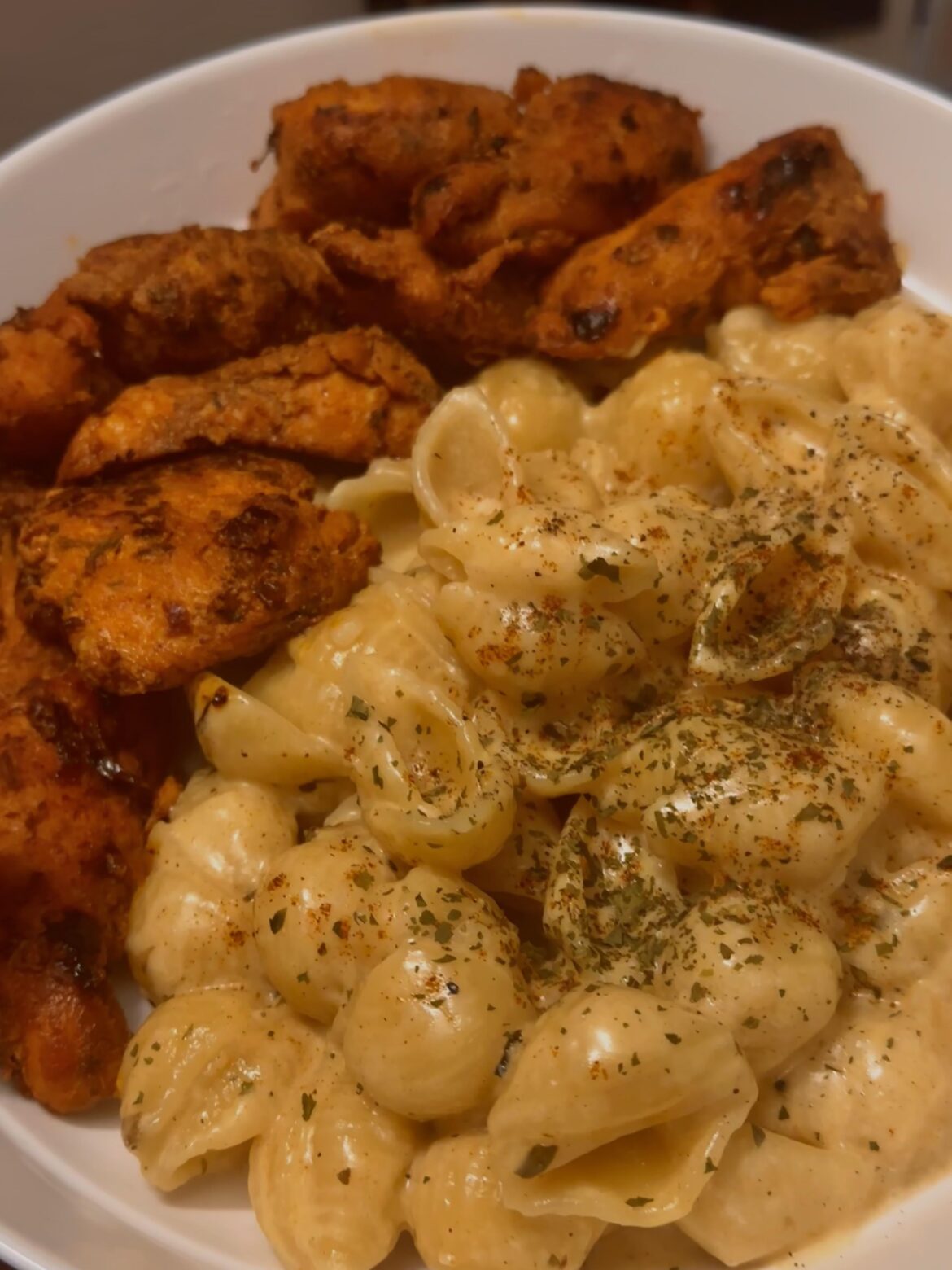 [homemade] mac n cheese with tandoori chicken