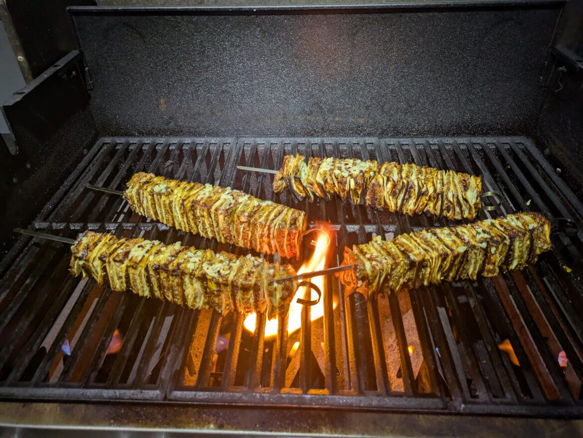 So I finally tried the viral meat and tortilla stacks