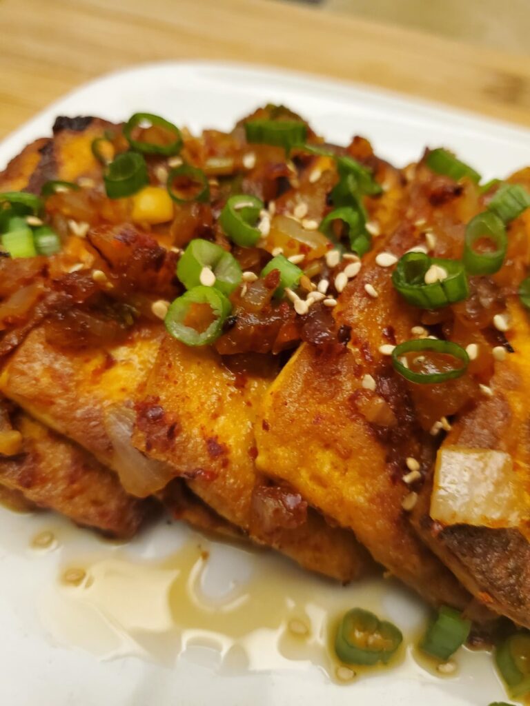 Spicy braised tofu Dubu-jorim 두부조림
