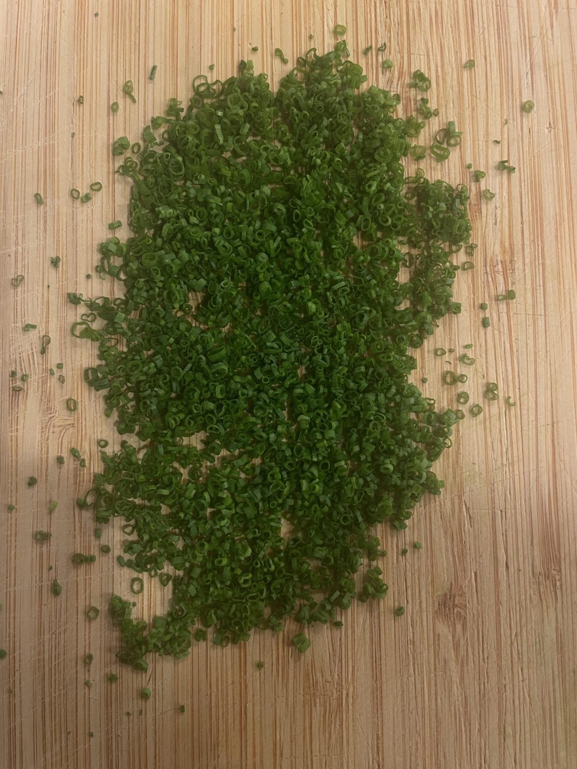 Cutting a cup of chives every day until this Reddit says they’re perfect. Day 24