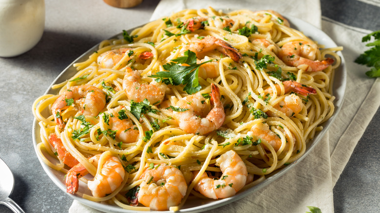 Shrimp scampi pasta dish