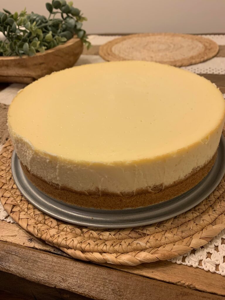 A beautiful cheesecake for a rainy Sunday