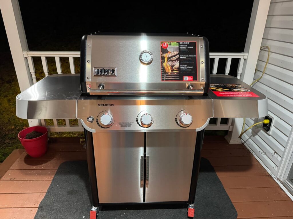 Convert Genesis S-315 to NG, do I need a regulator?