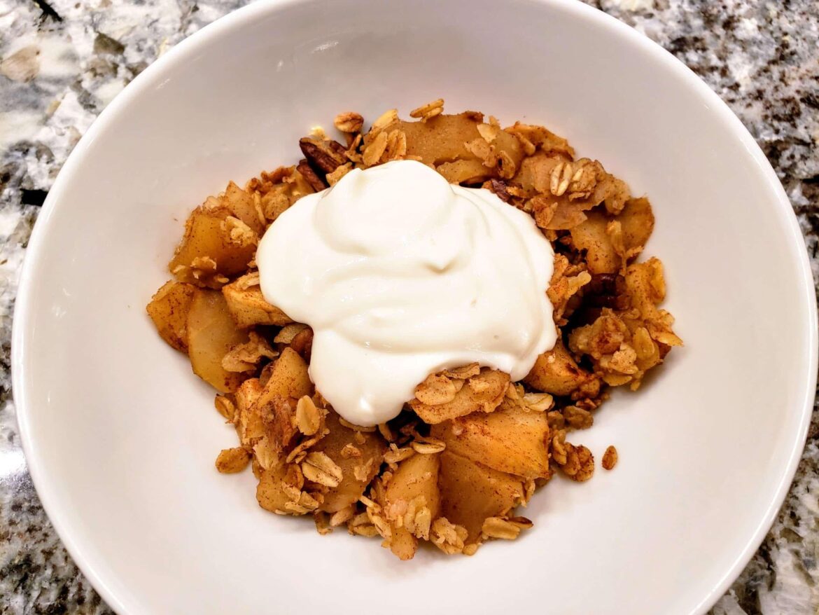 Healthy apple crisp